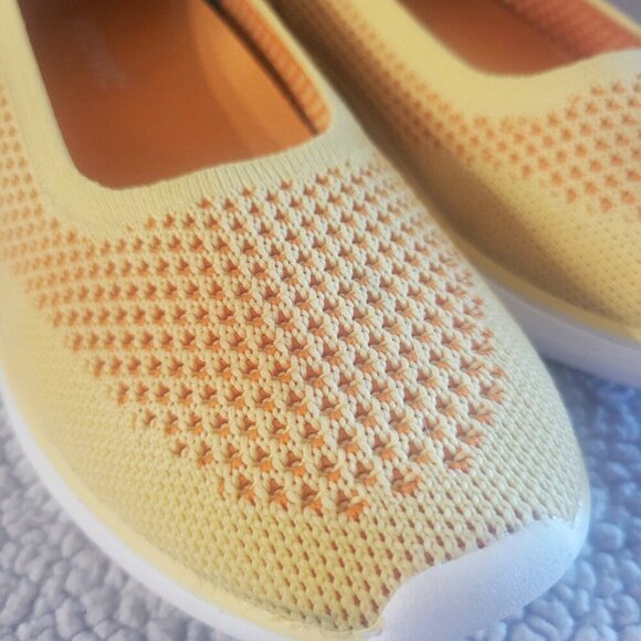 Vionic Women's Kallie Sporty Slip-on Yellow/White - Size 6.5 - Picture 7 of 12